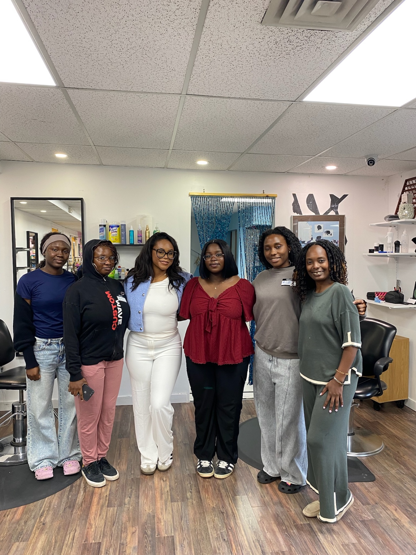 Cohort portrait at the Hairbru studio